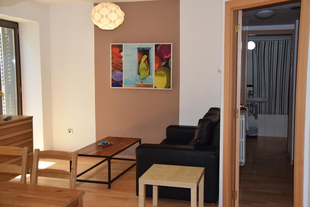 Apartamentos Zaragoza Coso Eksteriør bilde